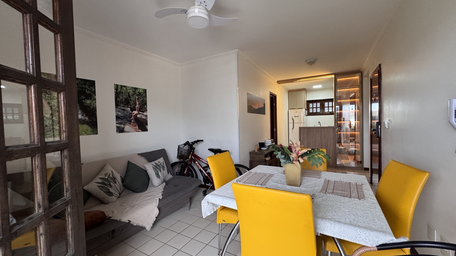 Apartamento com 2 dormitórios, cozinha planejada e lazer à venda no Maitinga