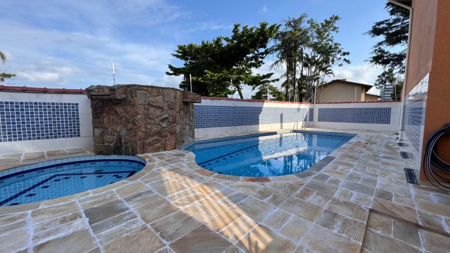 Casa Triplex - Venda - Centro - Bertioga - SP